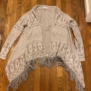 Sonoma Small Boho Gray Ivory Cream Sweater Cardigan with Fringe Chevron